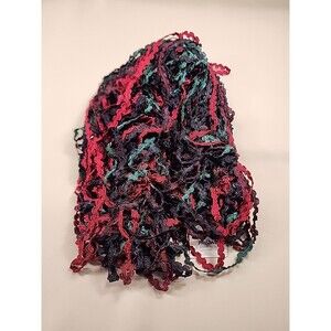 Prism "Holiday" Rococo - red, green, black Q